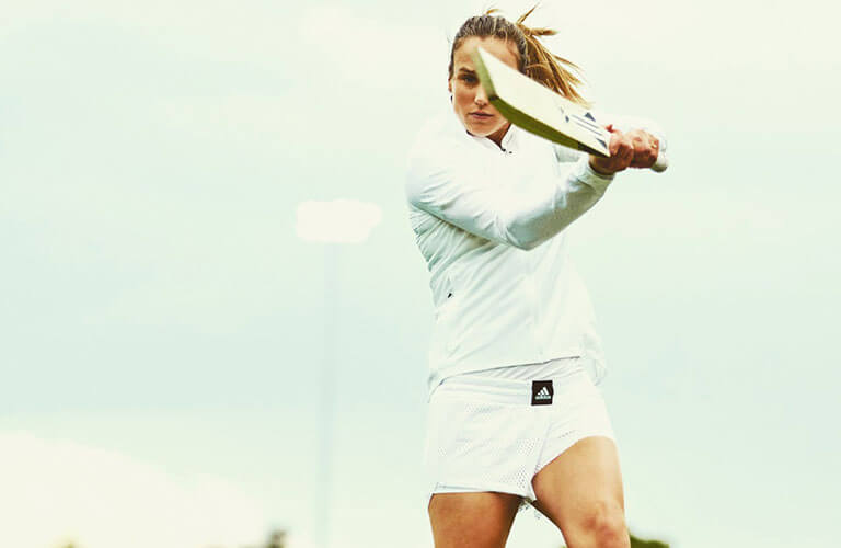 Ellyse Perry (Hot Cricketer) - Husband, Age, Height, Wiki, Biography and More